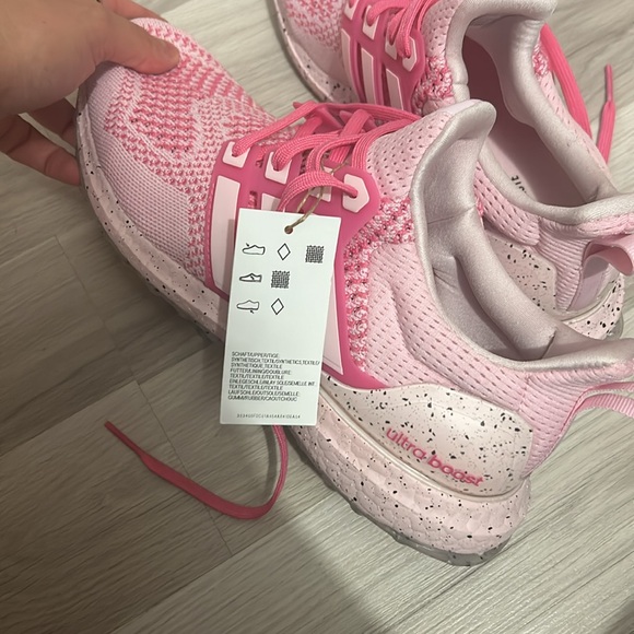 Adidas Ultraboost - Picture 5 of 6